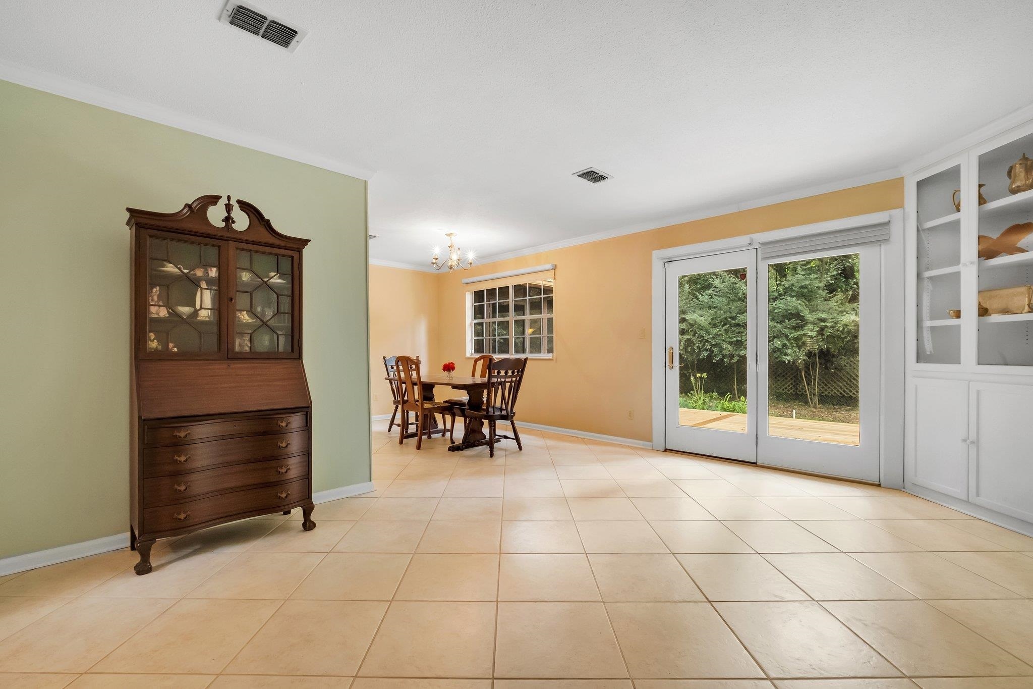 Property Photo:  1217 Winifred Drive  FL 32308 