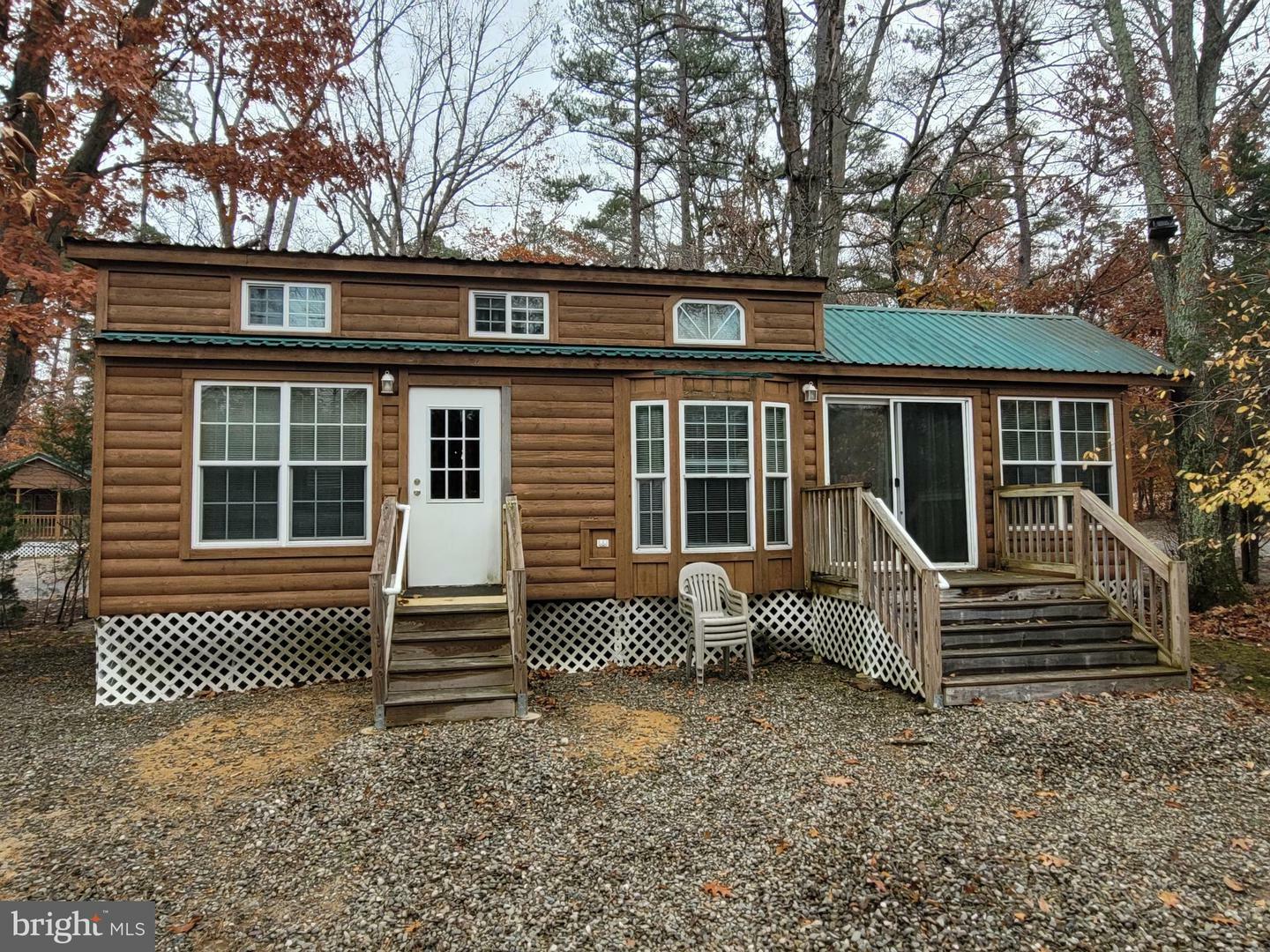 Property Photo:  724 Monmouth Rd 23  NJ 08514 