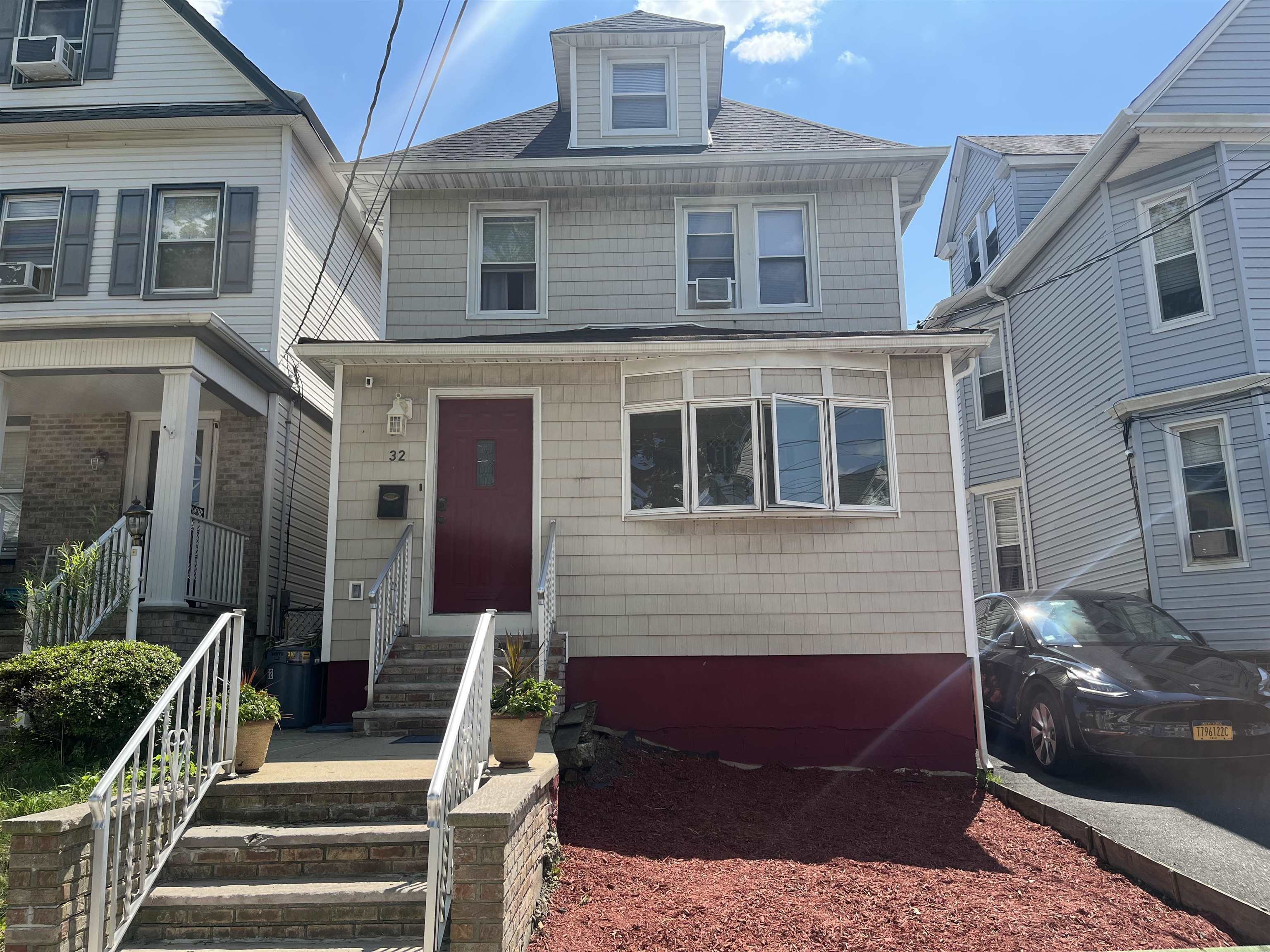 Property Photo:  32 East 40th St  NJ 07002 