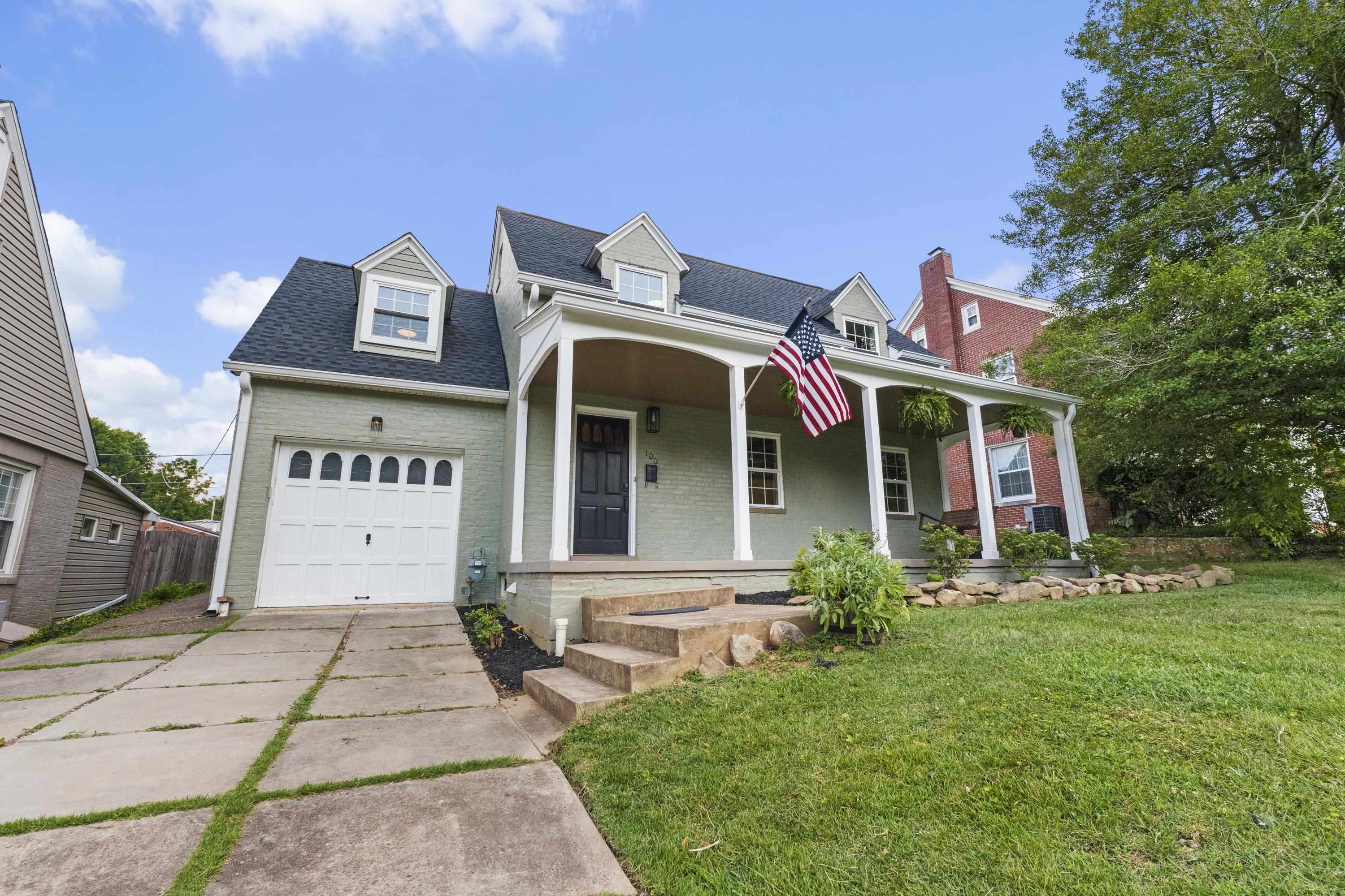 Property Photo: 100 Fairfax Drive WV 25705