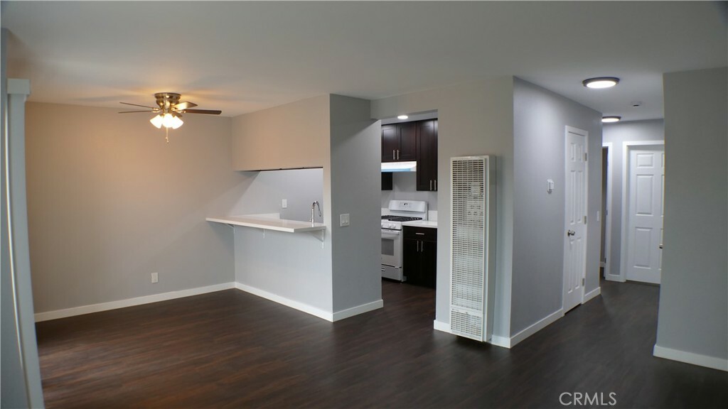 Property Photo:  1048 Marine Avenue 2  CA 90247 