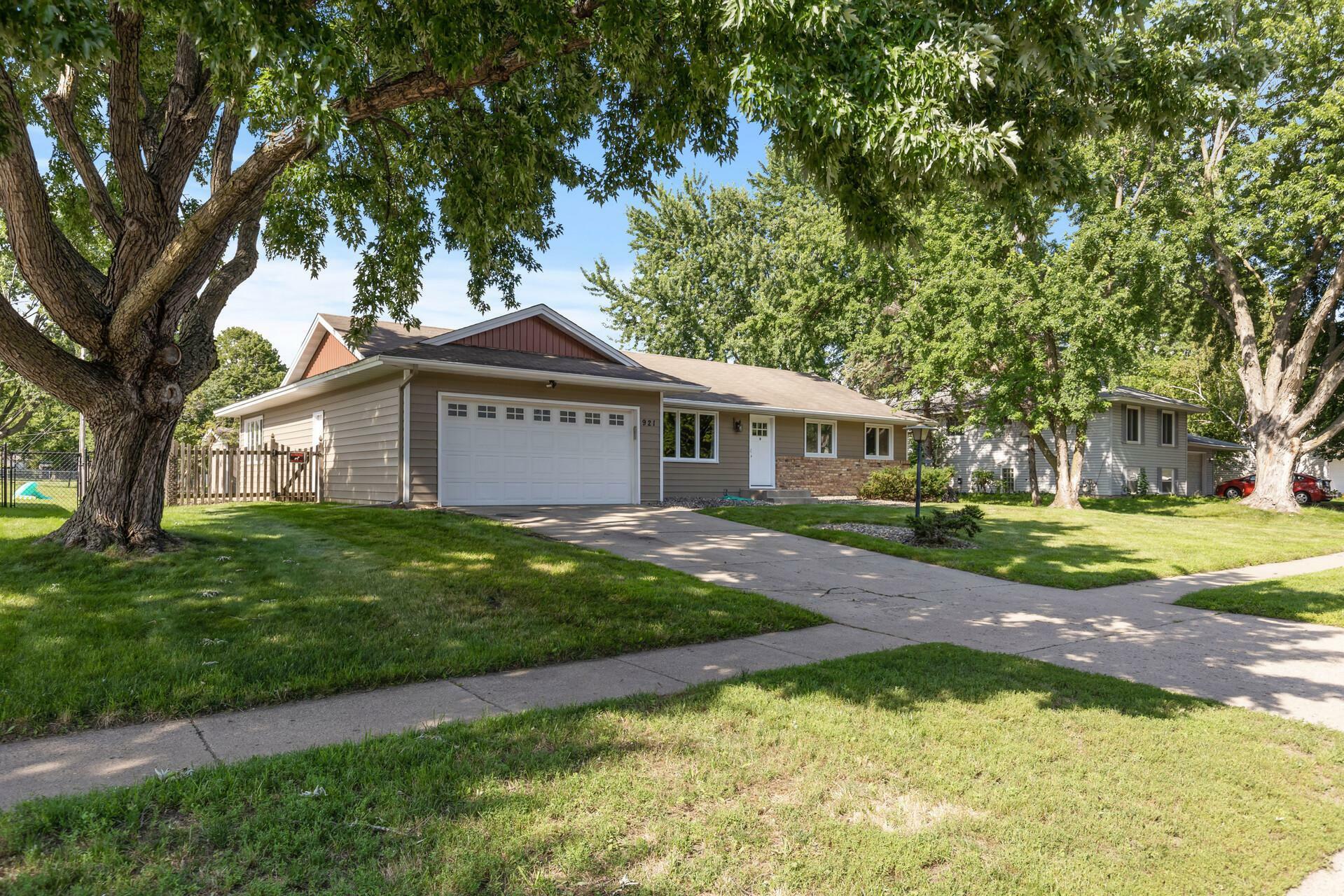 921 Whitney Drive  Apple Valley MN 55124 photo