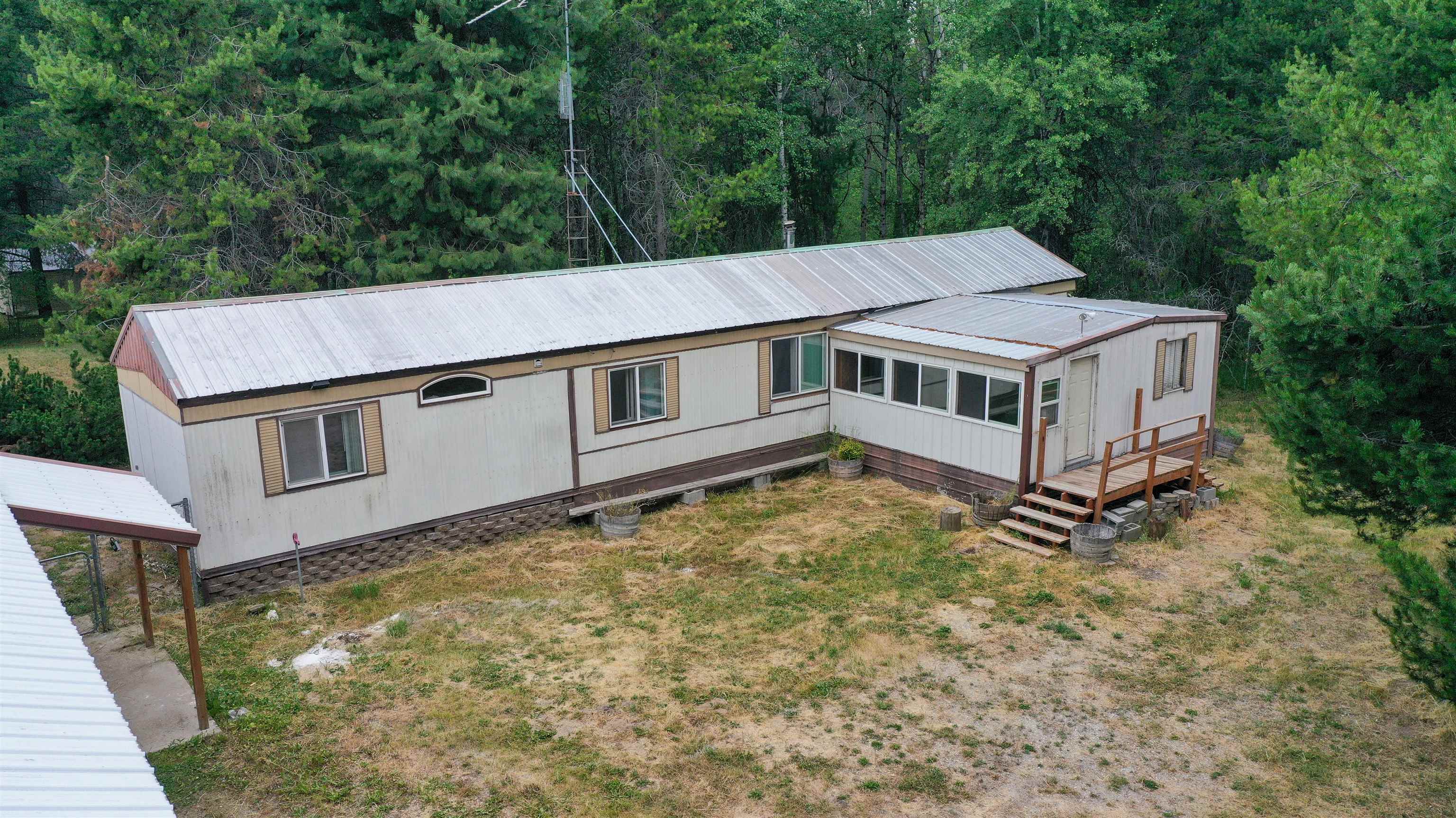 Property Photo:  191 Wakefield Rd  WA 99156 