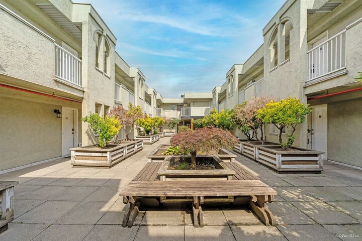 Property Photo: 5520 Joyce Street 208 BC V5R 4H6