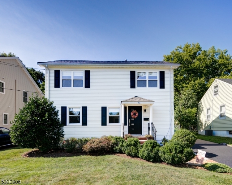 Property Photo:  51 Kings Rd  NJ 07928 