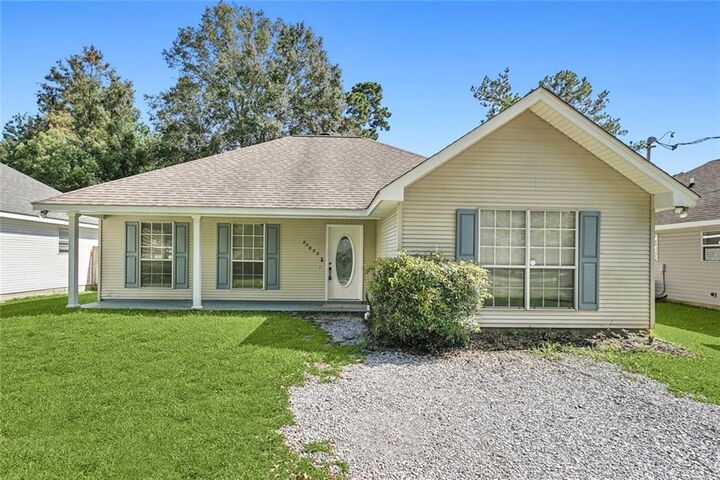 61090 McGehee Avenue  Lacombe LA 70445 photo