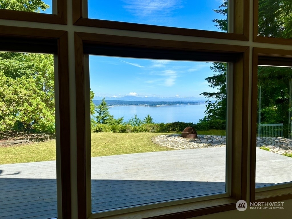 Property Photo:  4177 S East Camano Drive  WA 98282 