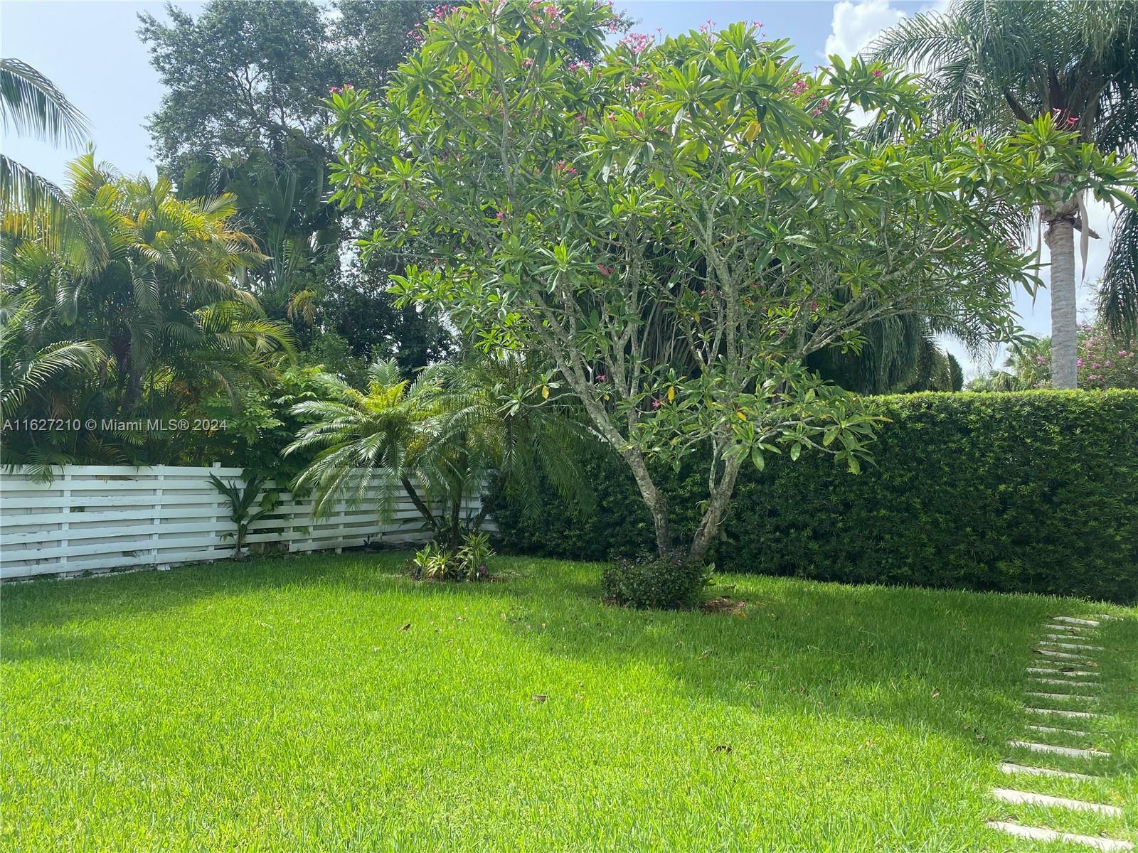 Property Photo:  13255 SW 106th Ave  FL 33176 