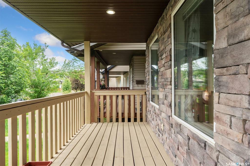 Property Photo:  731 Lamarsh Lane  SK S7W 1B6 