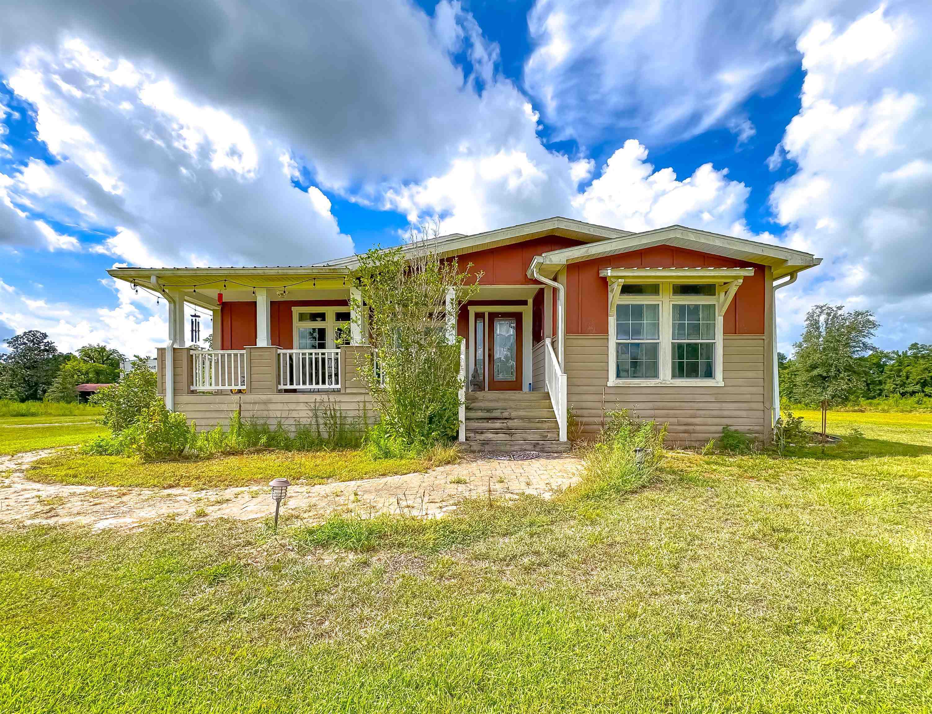 Property Photo:  1616 NW Flowers Road  FL 32340 