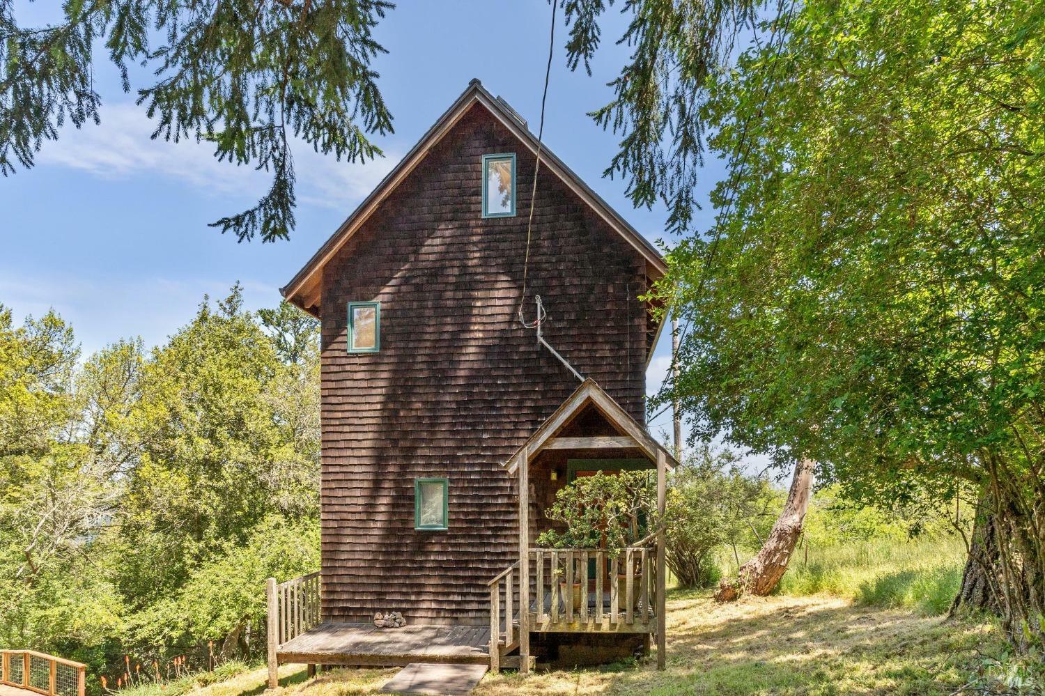 Property Photo: 150 Redwood Avenue CA 94941