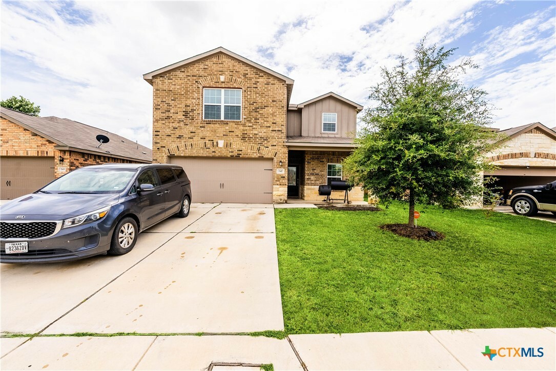 Property Photo:  247 Azalea Way  TX 78132 