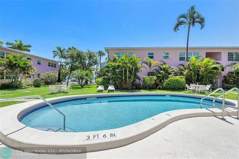 Property Photo:  700 Bayshore Dr 9  FL 33304 