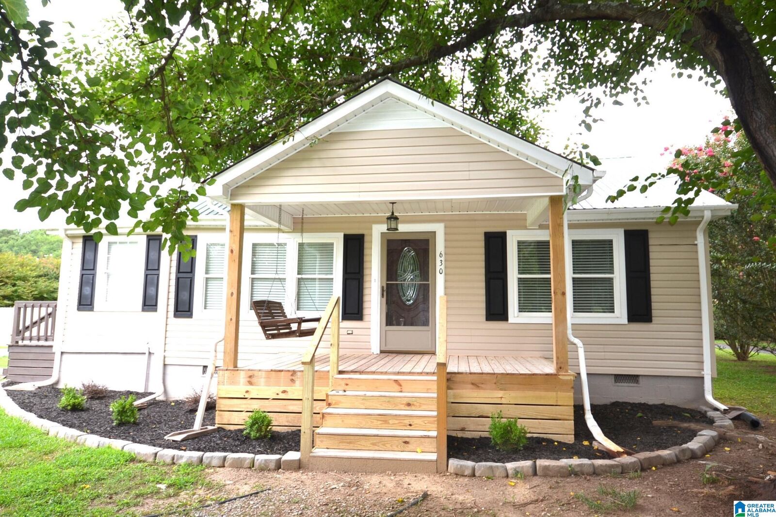 Property Photo: 630 County Road 453 AL 35055