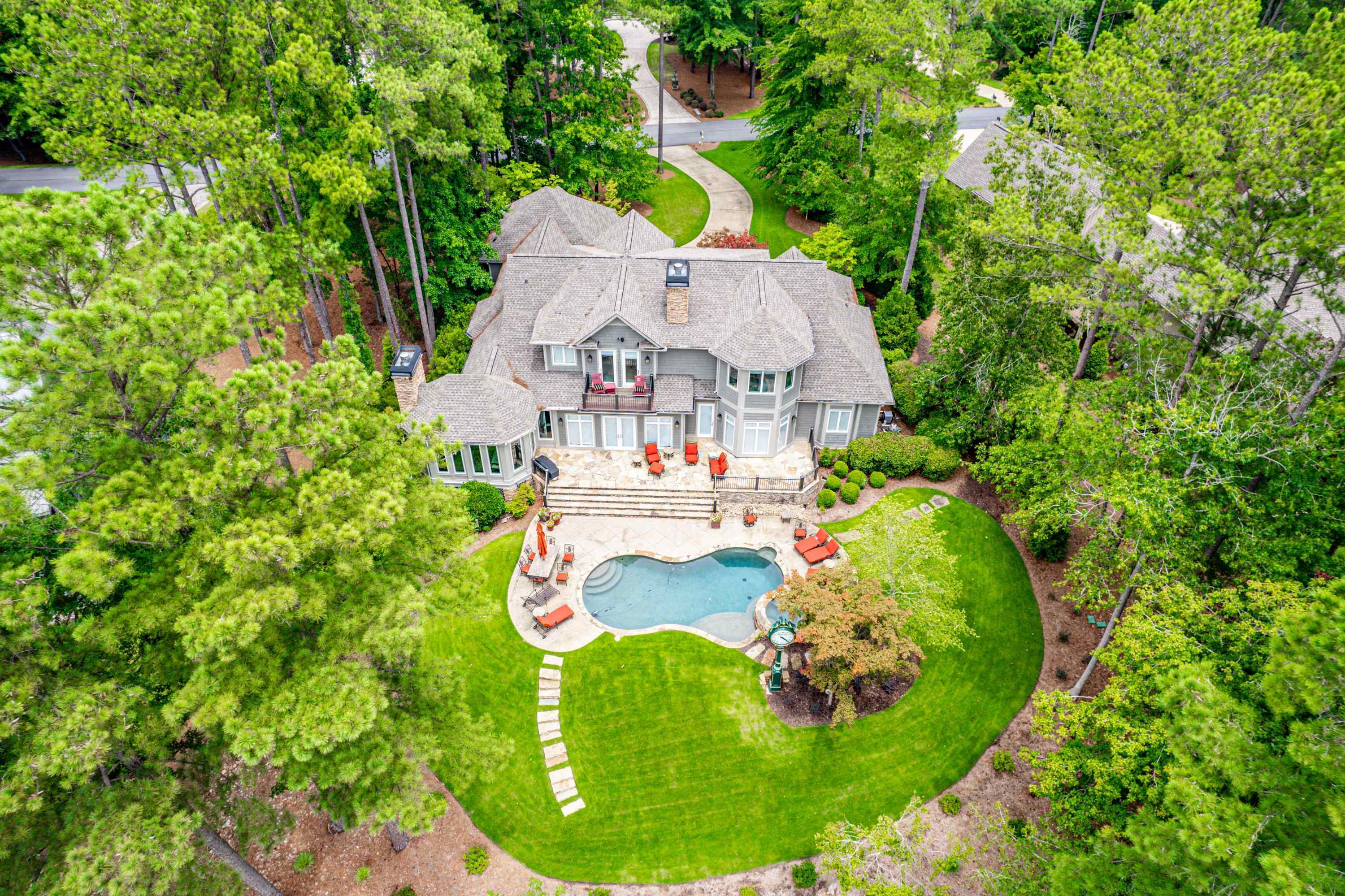 Property Photo:  1221 Lake Club Drive  GA 30642 