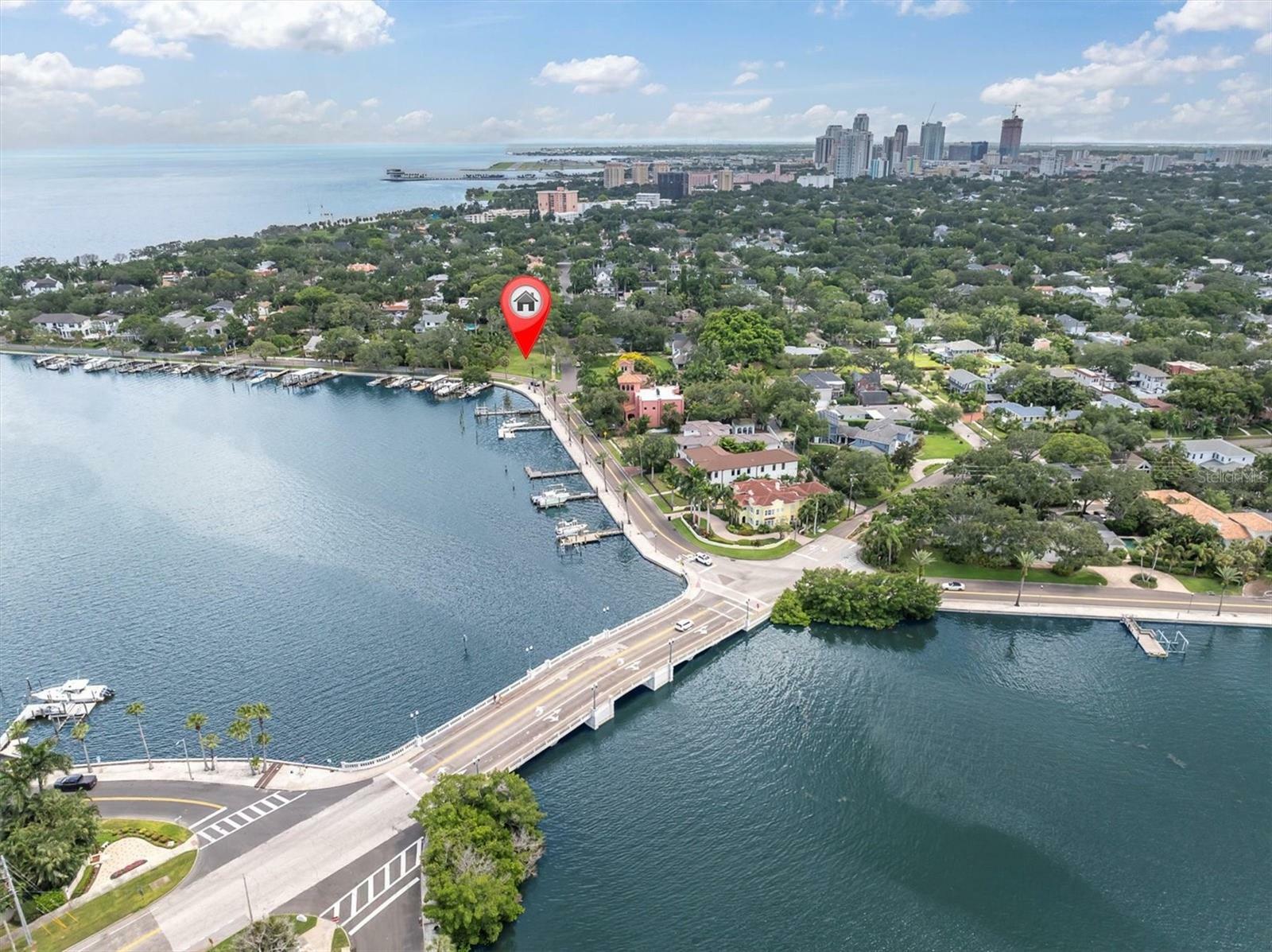 Property Photo: 1956 Coffee Pot Boulevard NE FL 33704