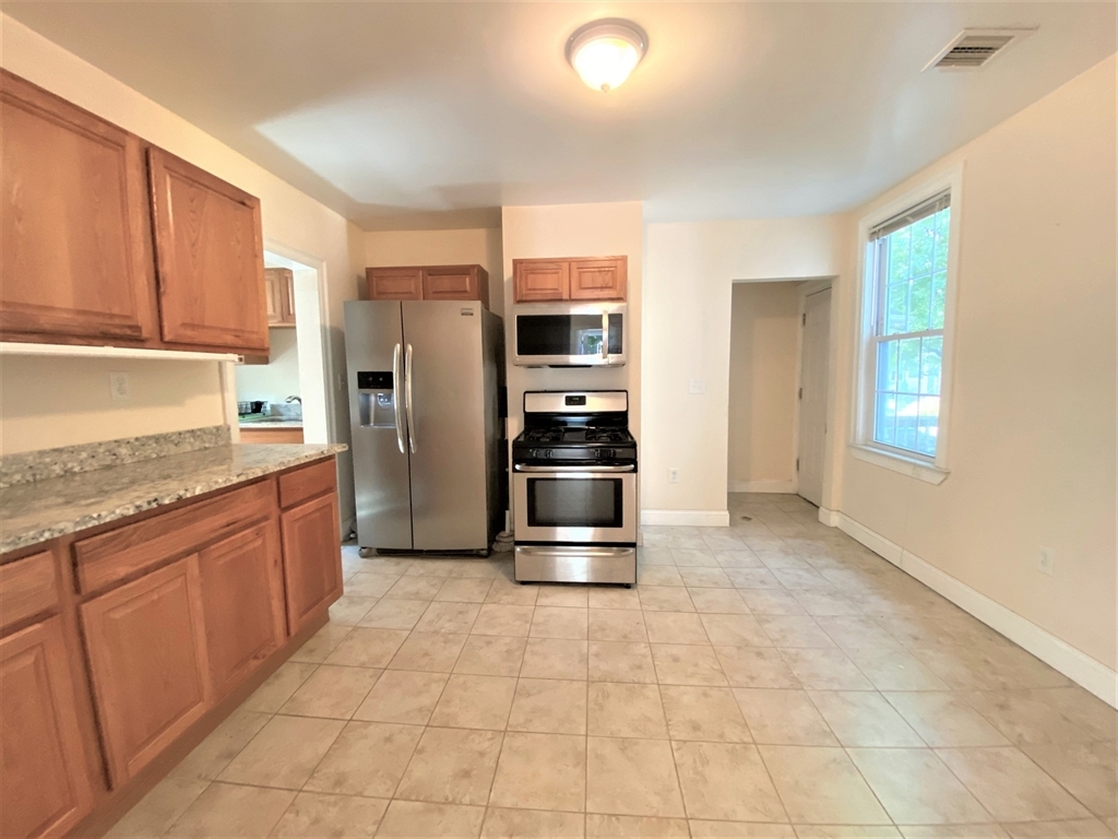 Property Photo: 248 Broadway 1 MA 02145
