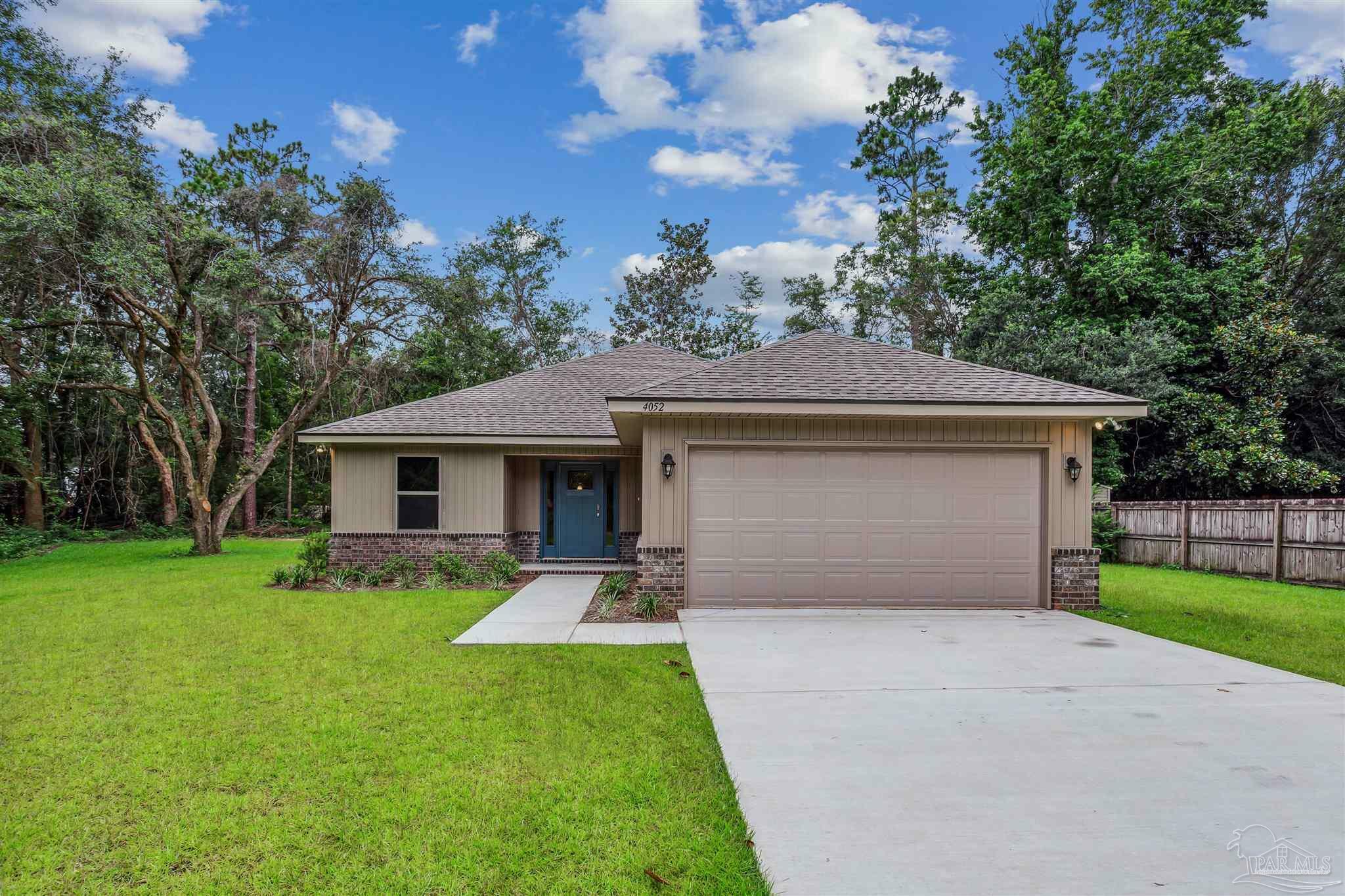 Property Photo:  4052 Charles Cir  FL 32571 