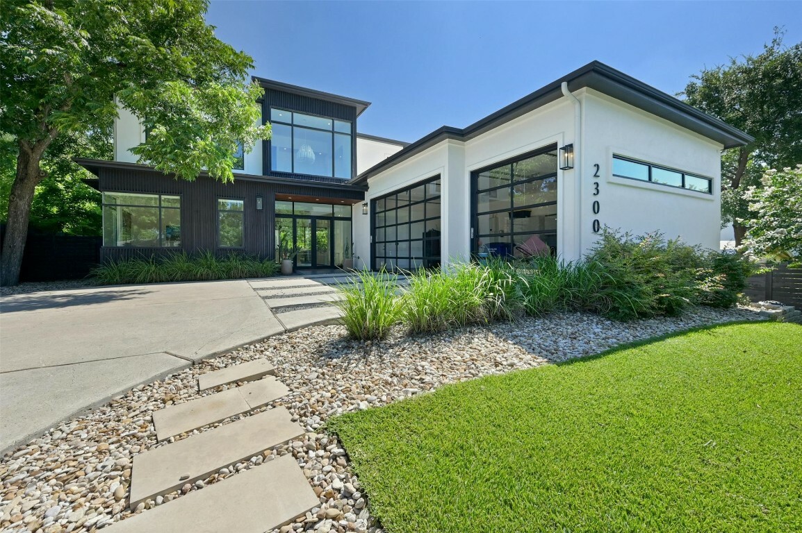 Property Photo:  2300 Westover Road  TX 78703 