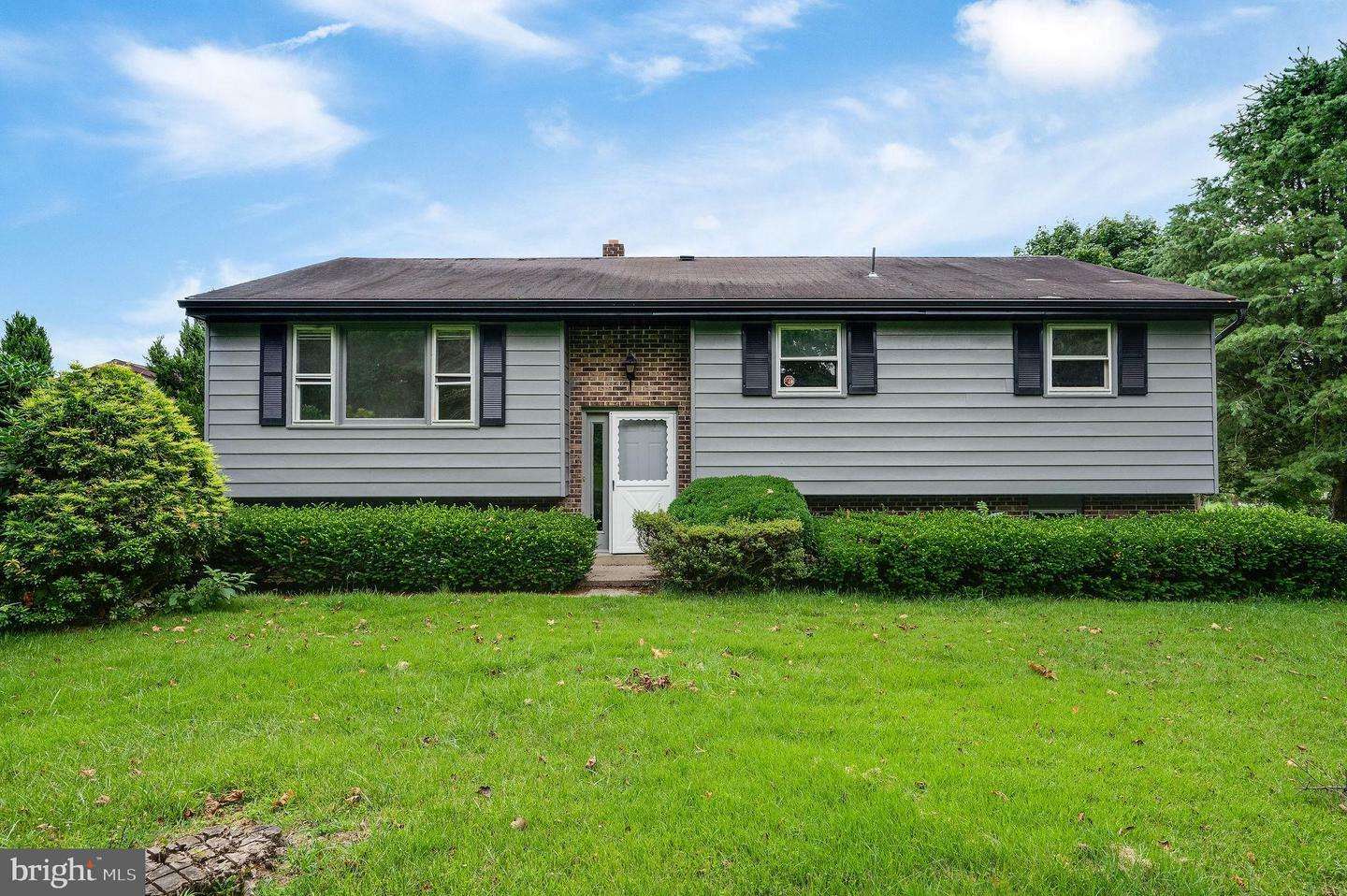 Property Photo:  62 Manor Drive  PA 19541 