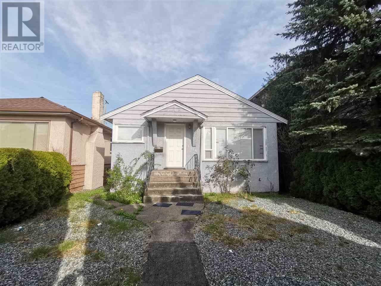 Photo de la propriété:  8556 Oak Street  BC V6P 4B1 