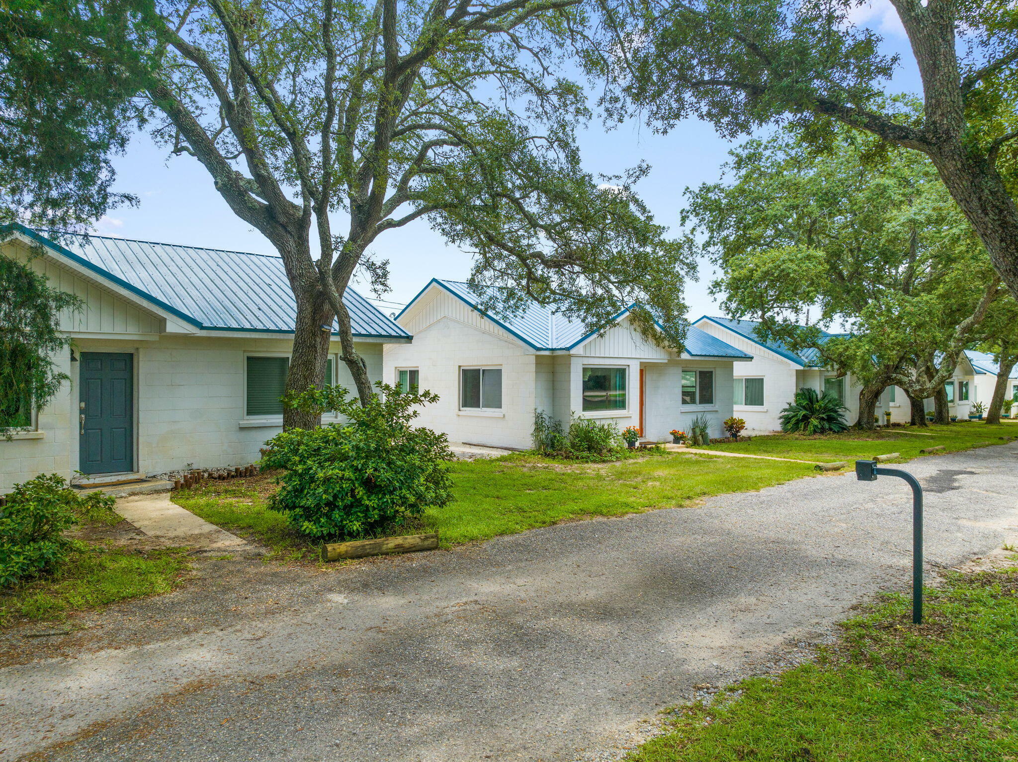 Property Photo:  9661 Navarre Parkway  FL 32566 