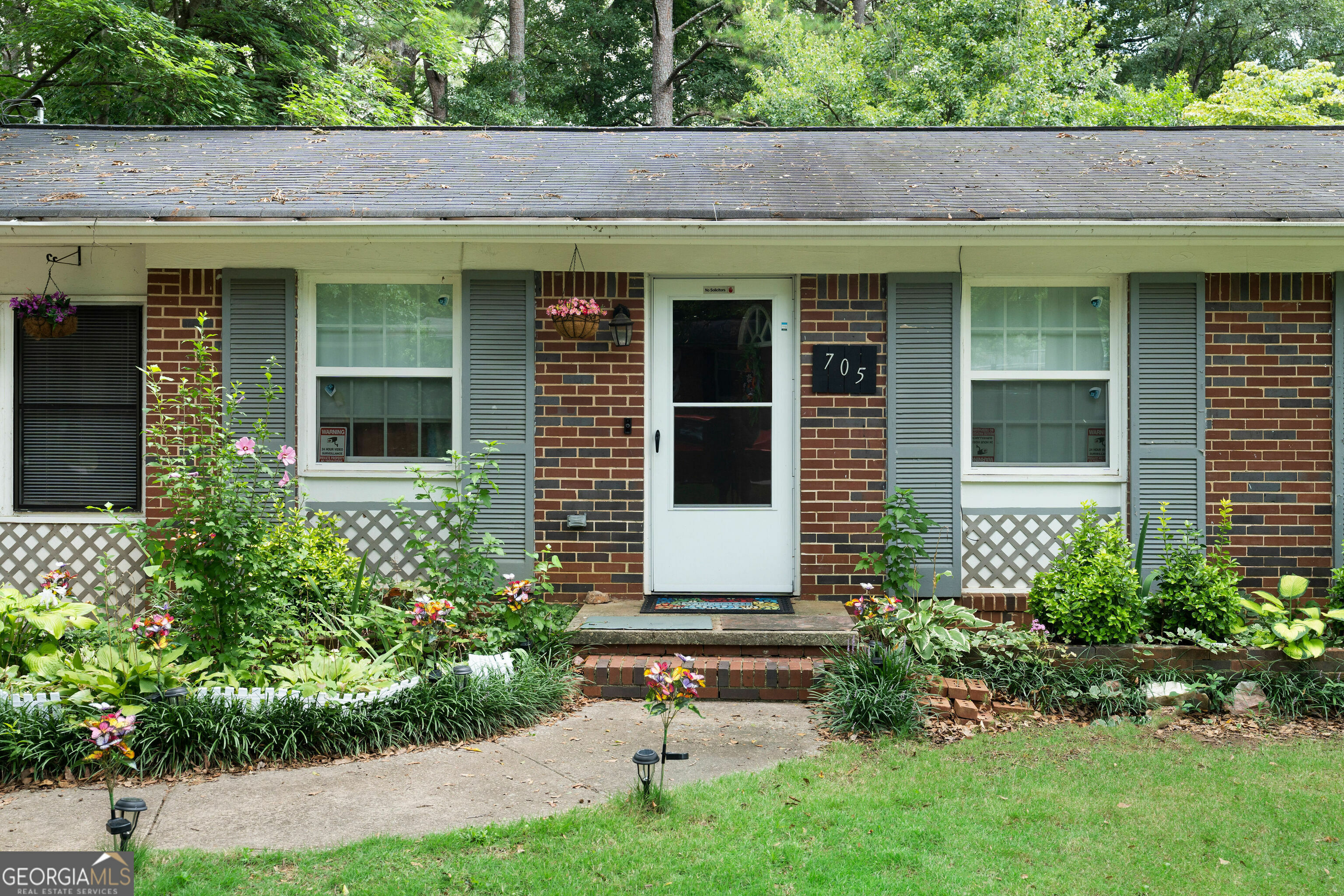 Property Photo: 705 Inglewood Drive SE GA 30080