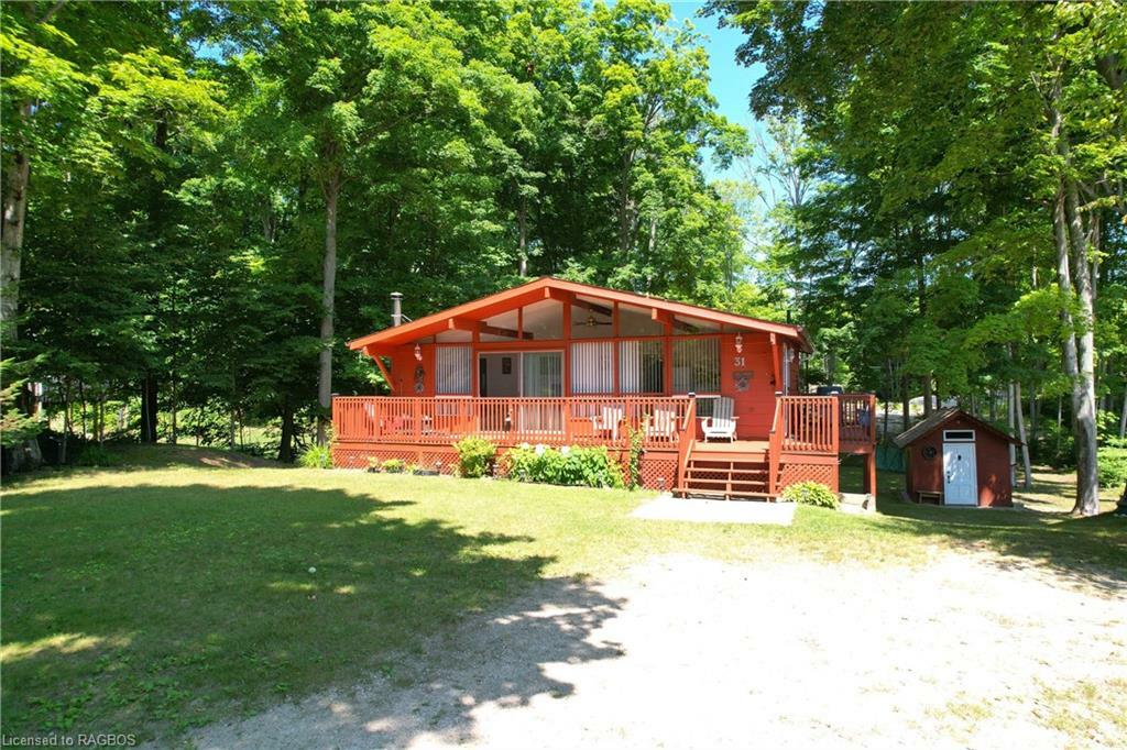 Property Photo:  31 Deer Trail  ON N0H 2G0 