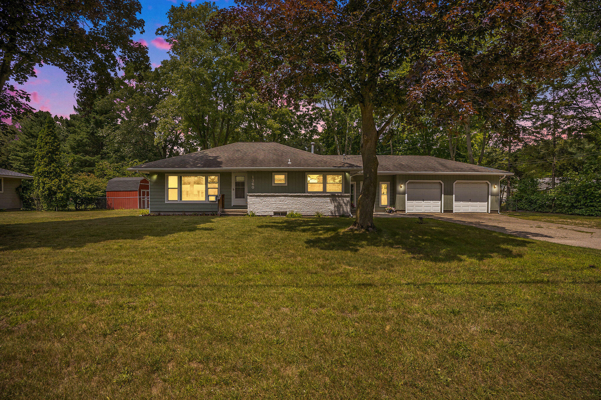 Property Photo:  1360 Logan Road  MI 49445 