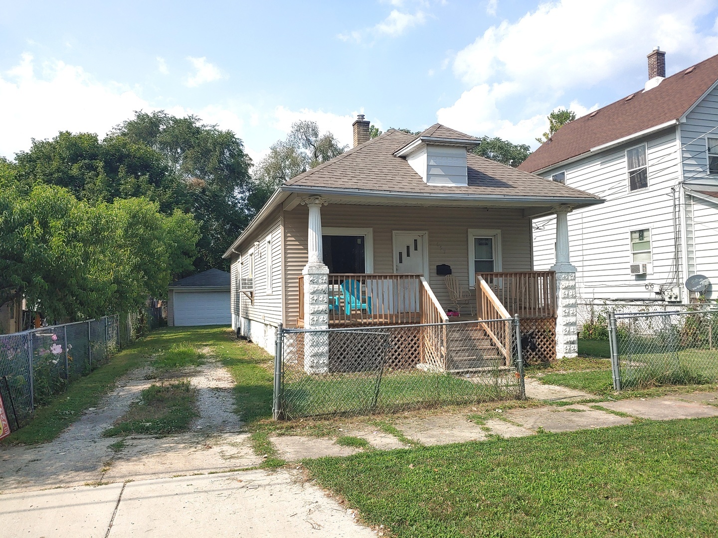 Property Photo:  657 Chase Avenue  IL 60432 