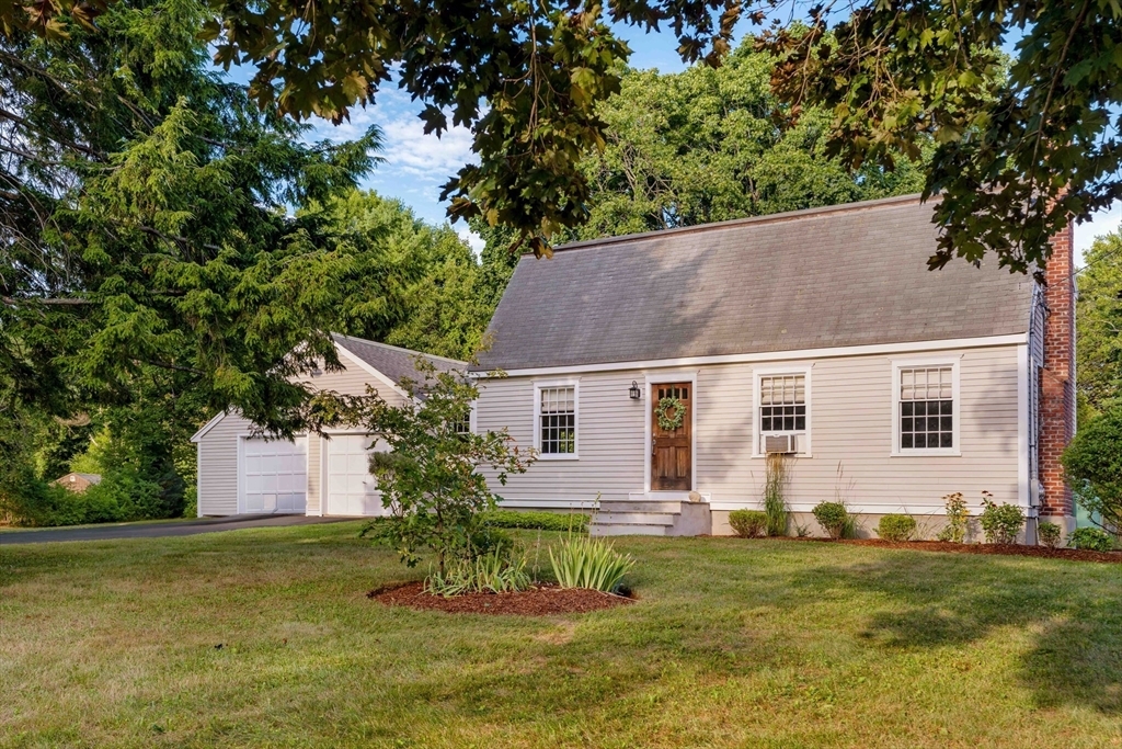 Property Photo:  17 Silverbrook Rd  MA 01983 