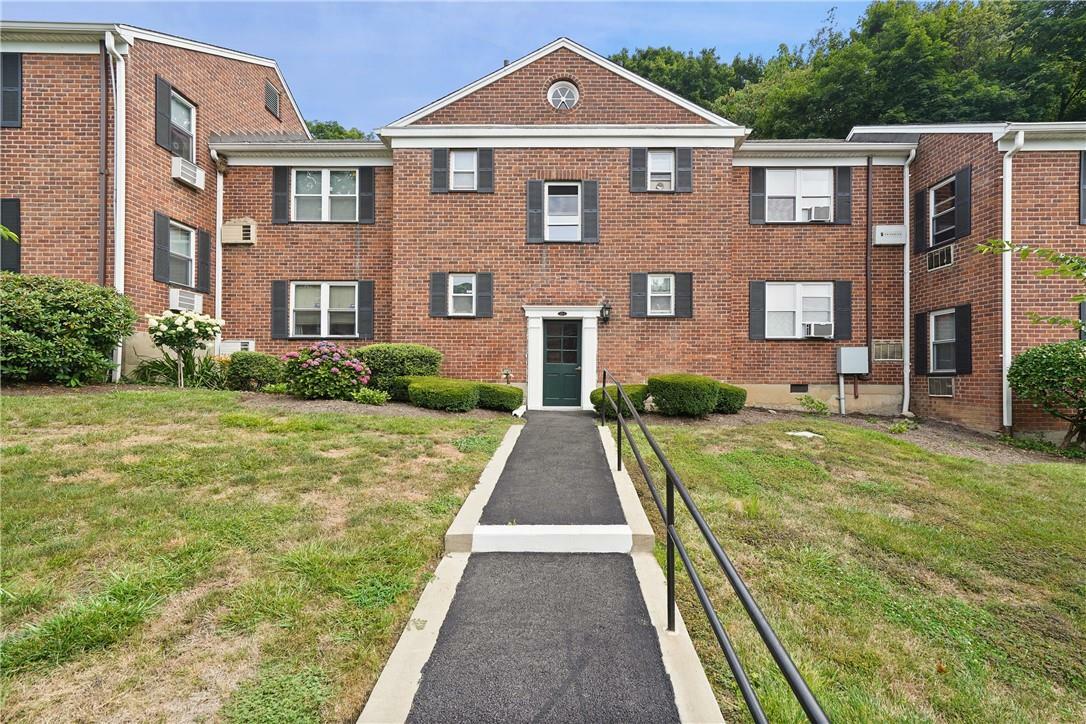 Property Photo: 125-2 S Highland Avenue A-6 NY 10562