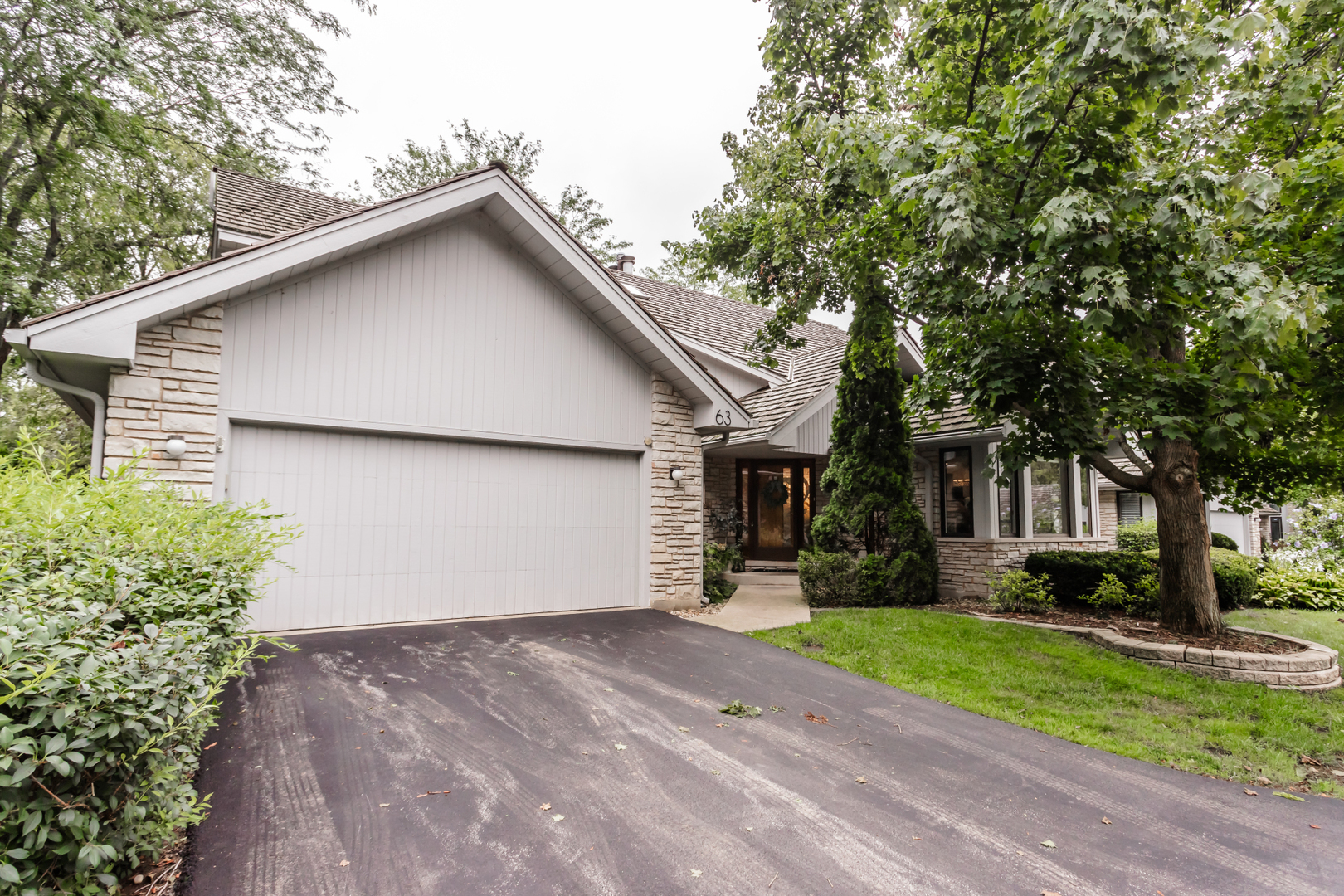 Property Photo:  63 Malibu Court  IL 60527 