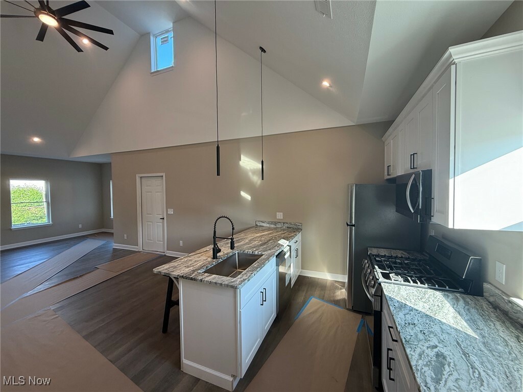 Property Photo: 5150 Arch Street OH 44137