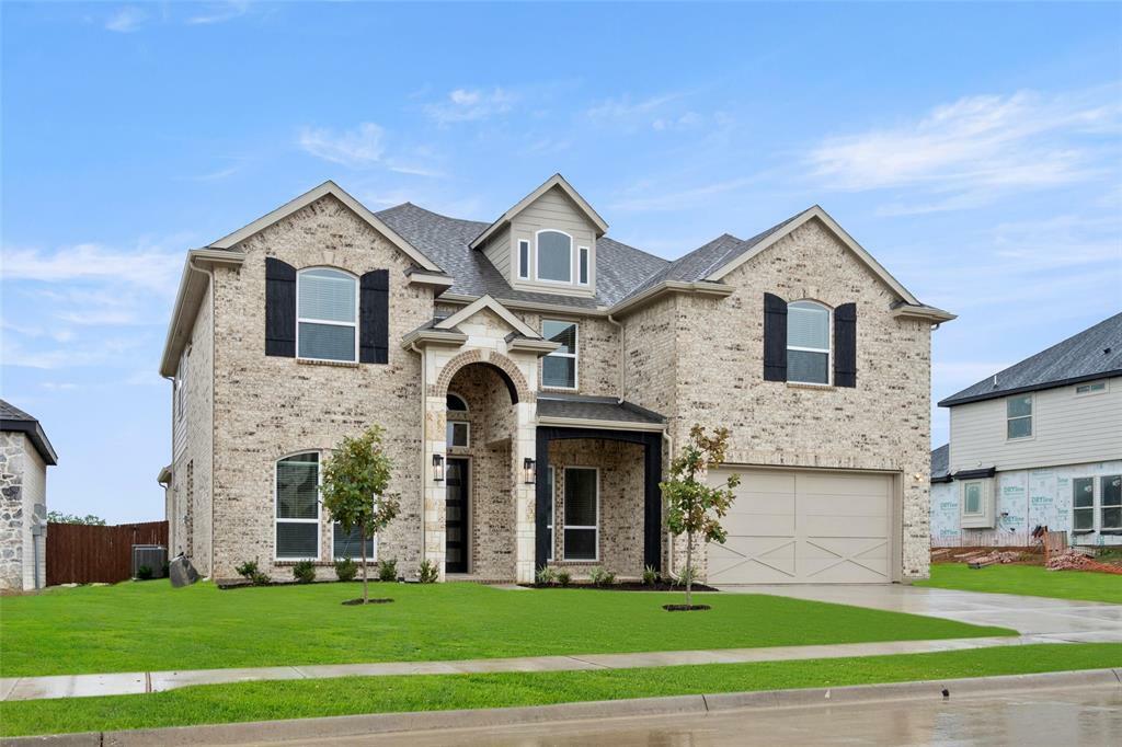 Property Photo:  1509 Chickadee Drive  TX 76063 