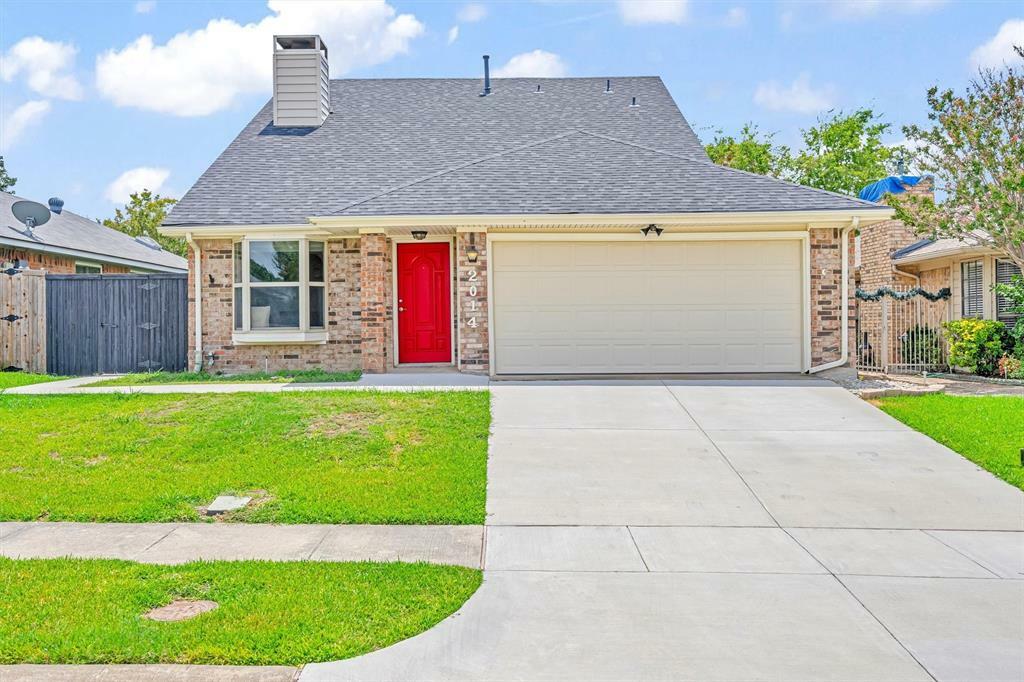 Property Photo: 2014 Gallante Drive TX 75007