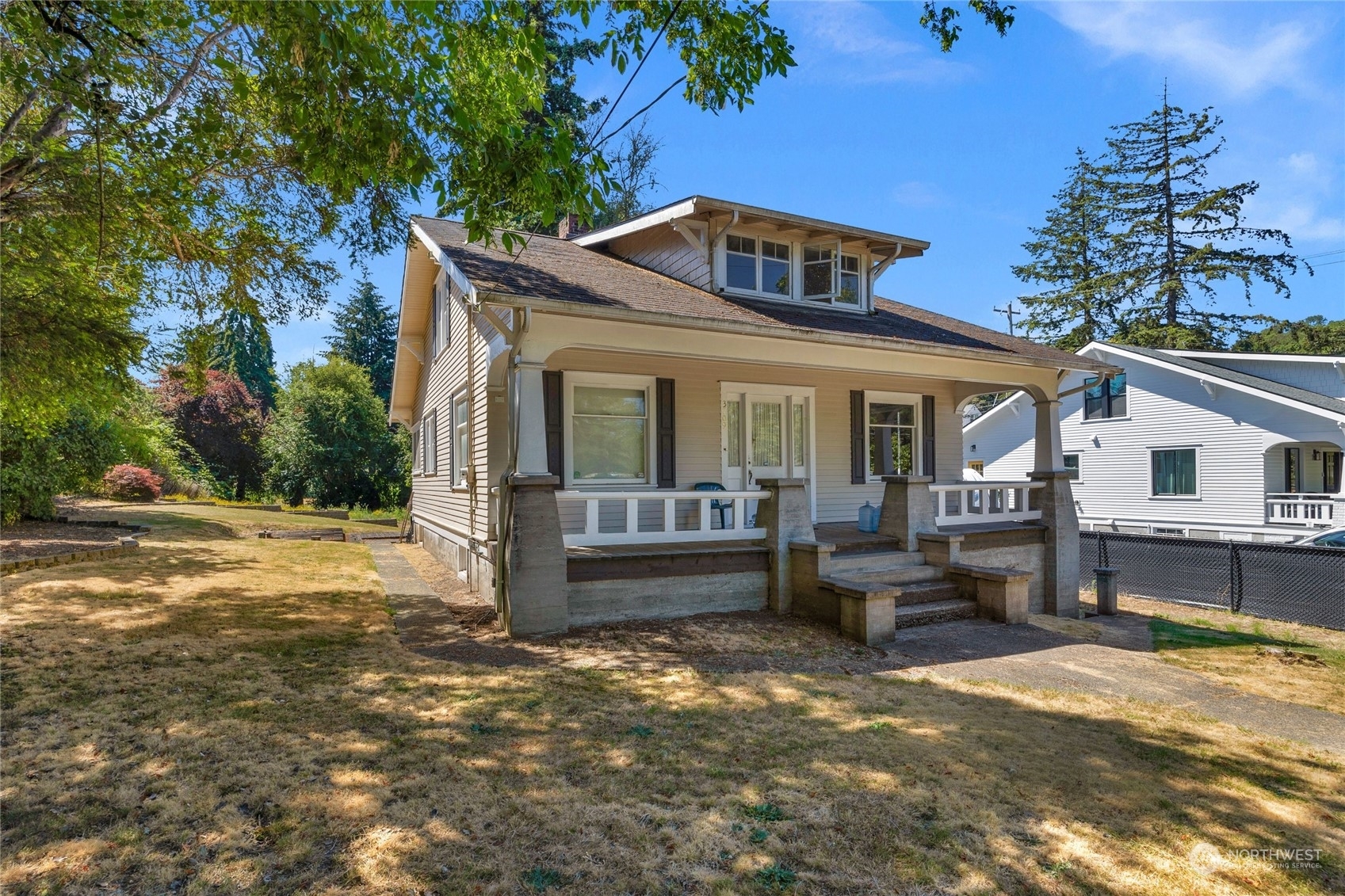 Property Photo:  3709 S 126th Street  WA 98168 