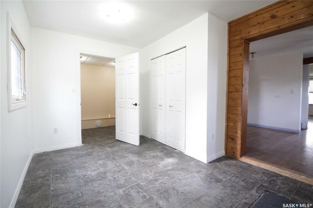 Property Photo:  811 McNaughton Street  SK S0G 3N0 