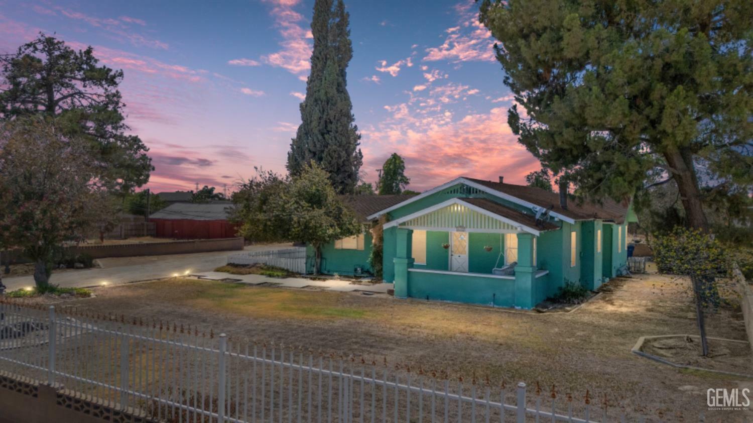 Property Photo:  3433 Heath Road  CA 93314 