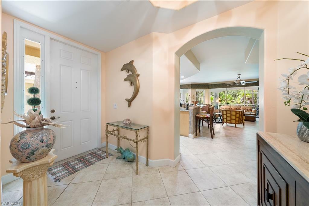 Property Photo: 10507 Sevilla Dr 101 FL 33913