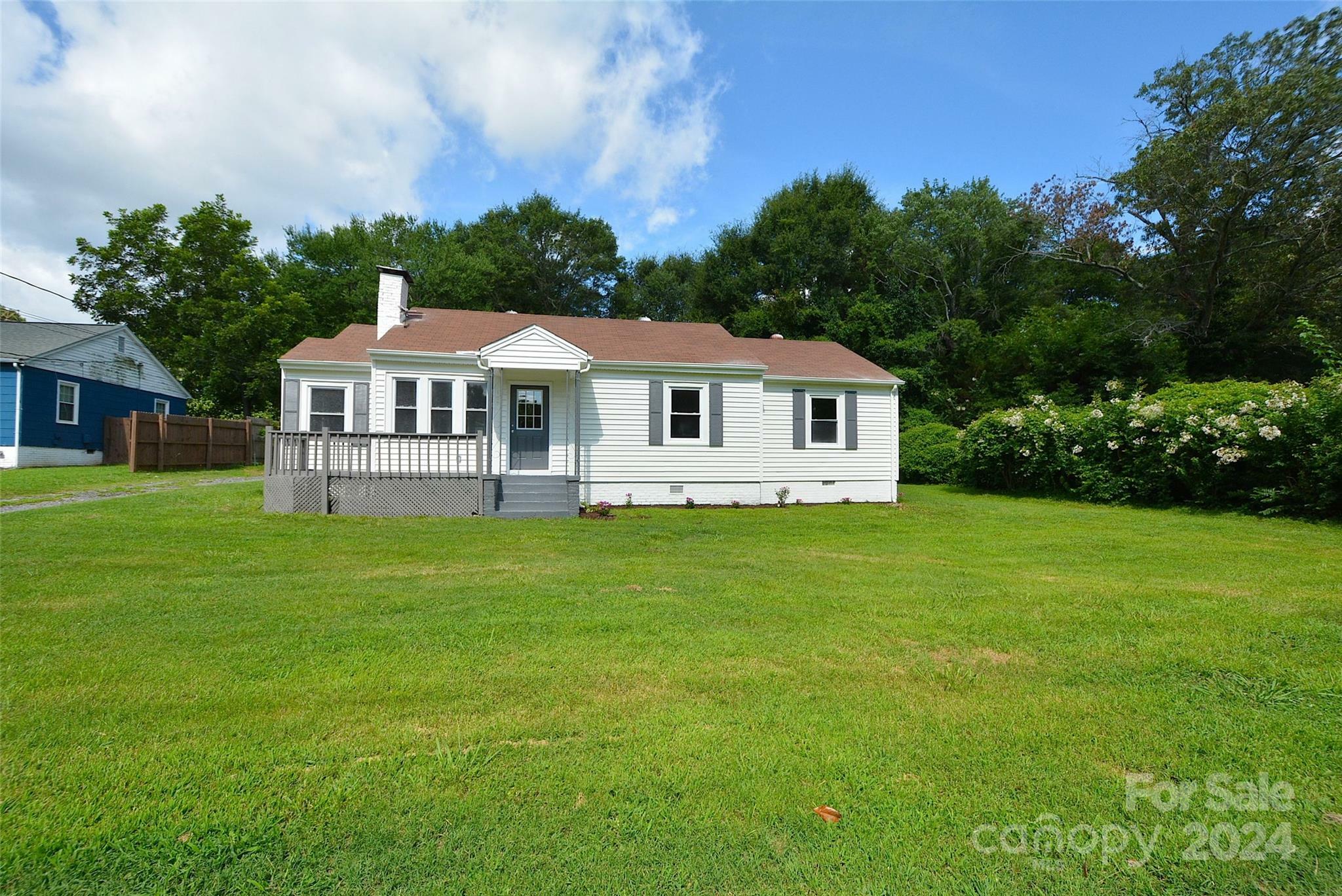 Property Photo:  105 Roy Street  NC 28052 