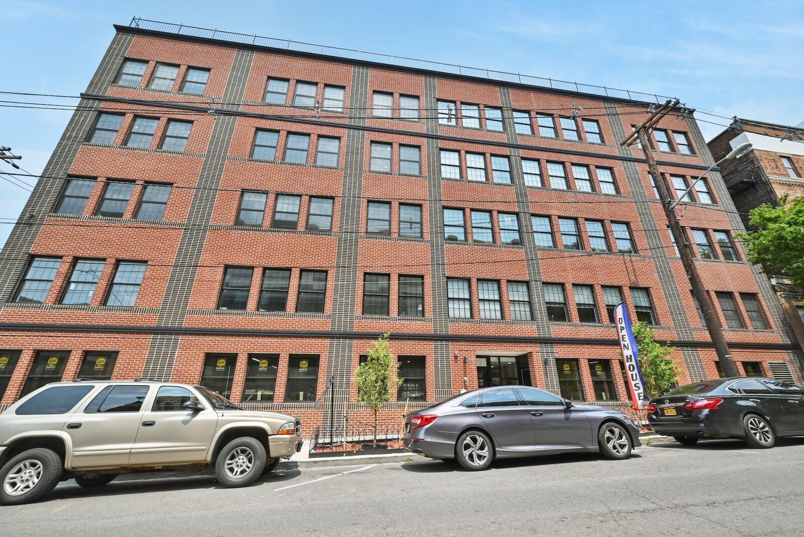 Property Photo:  122 New York Ave 402  NJ 07307 