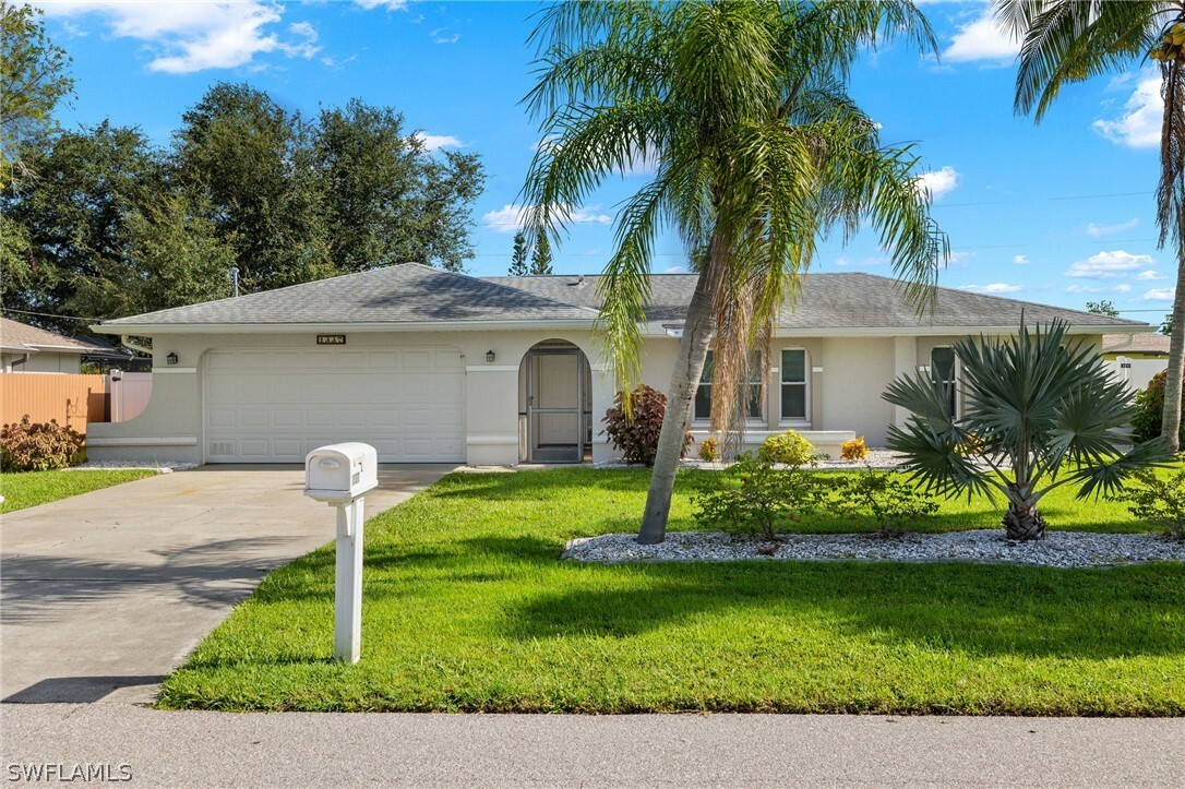 Property Photo:  1337 NE Van Loon Terrace  FL 33909 