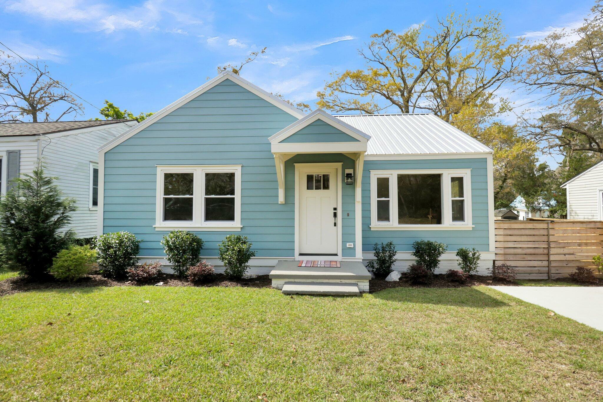 Property Photo:  4961 Baylor Avenue  SC 29405 