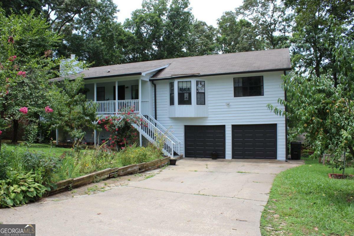 Property Photo: 5004 Maxanne Drive NW GA 30144