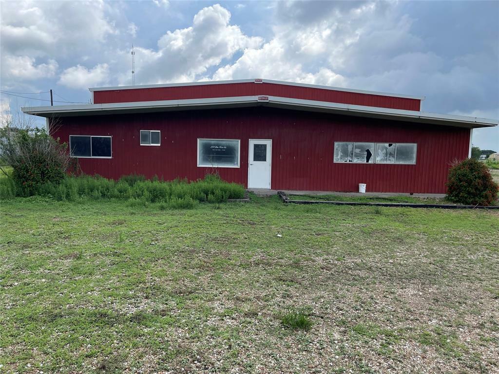 Property Photo:  204 Glen Flora Road  TX 77434 