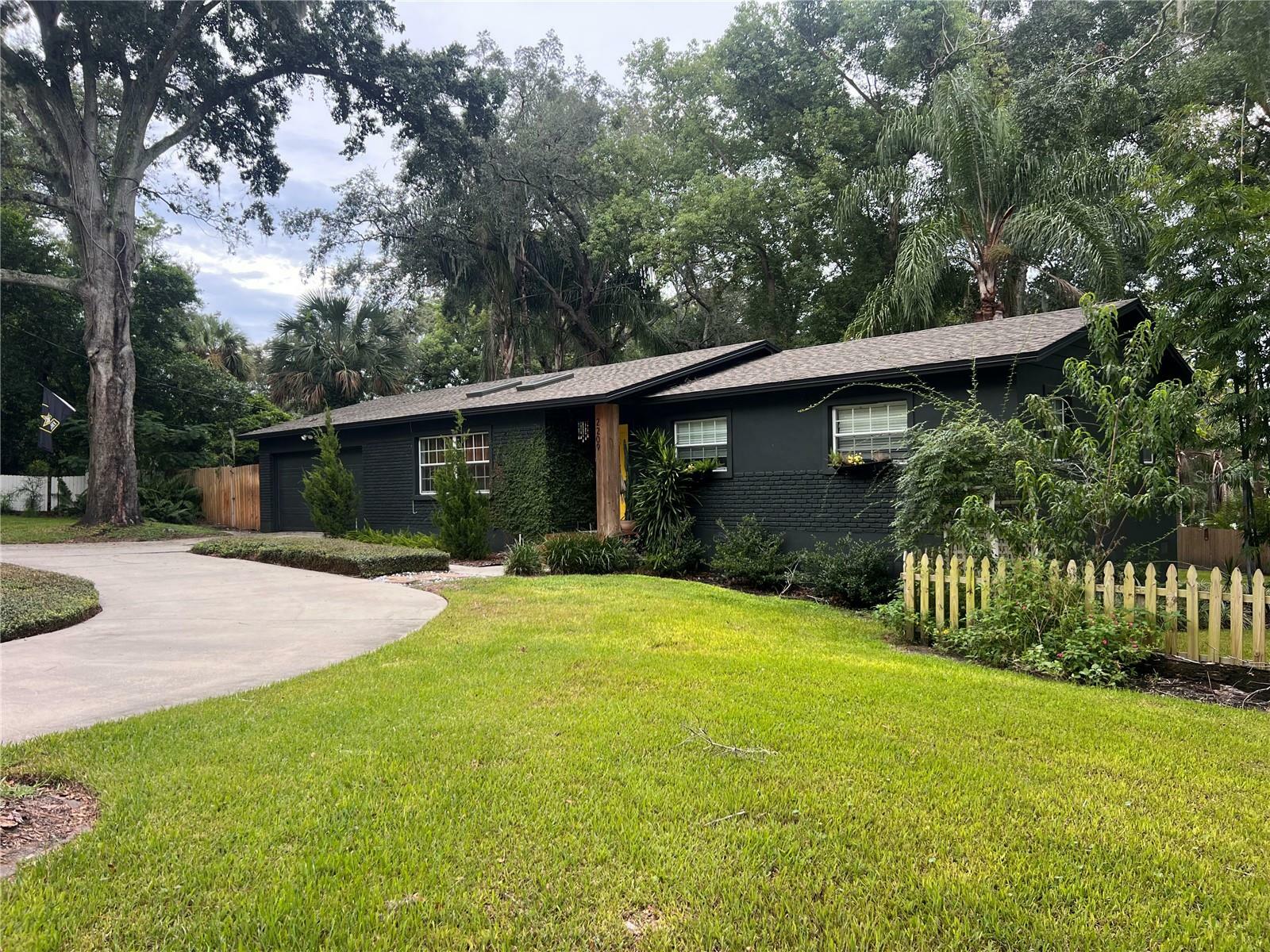 Property Photo:  2209 Good Homes Road  FL 32818 