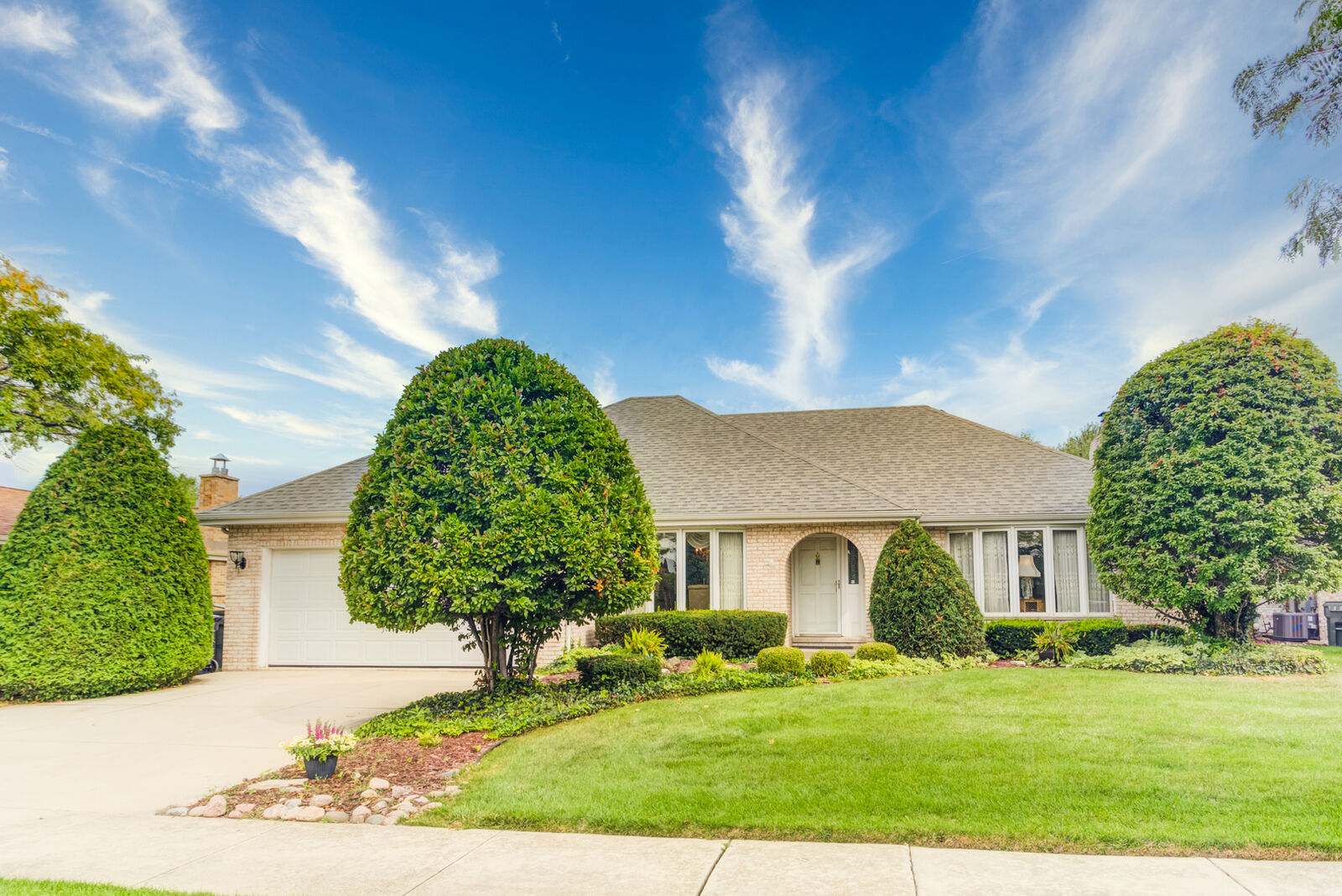 Property Photo: 7434 Cashew Drive IL 60462
