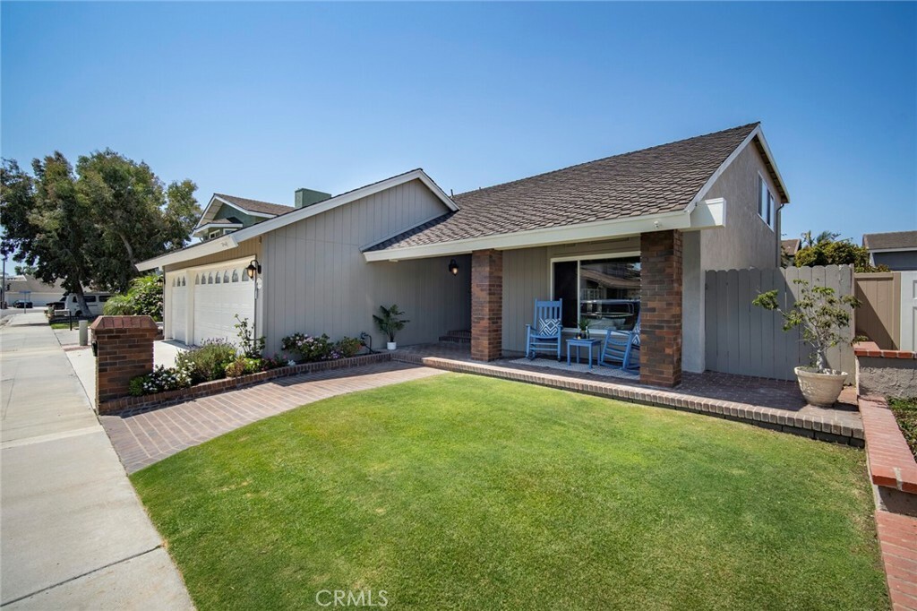 Property Photo:  6331 Glenfox Drive  CA 92647 