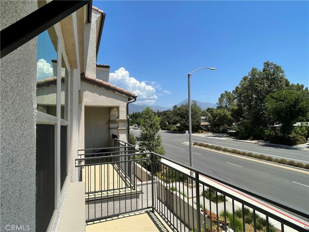 Property Photo:  1403 Indian Hill  CA 91711 